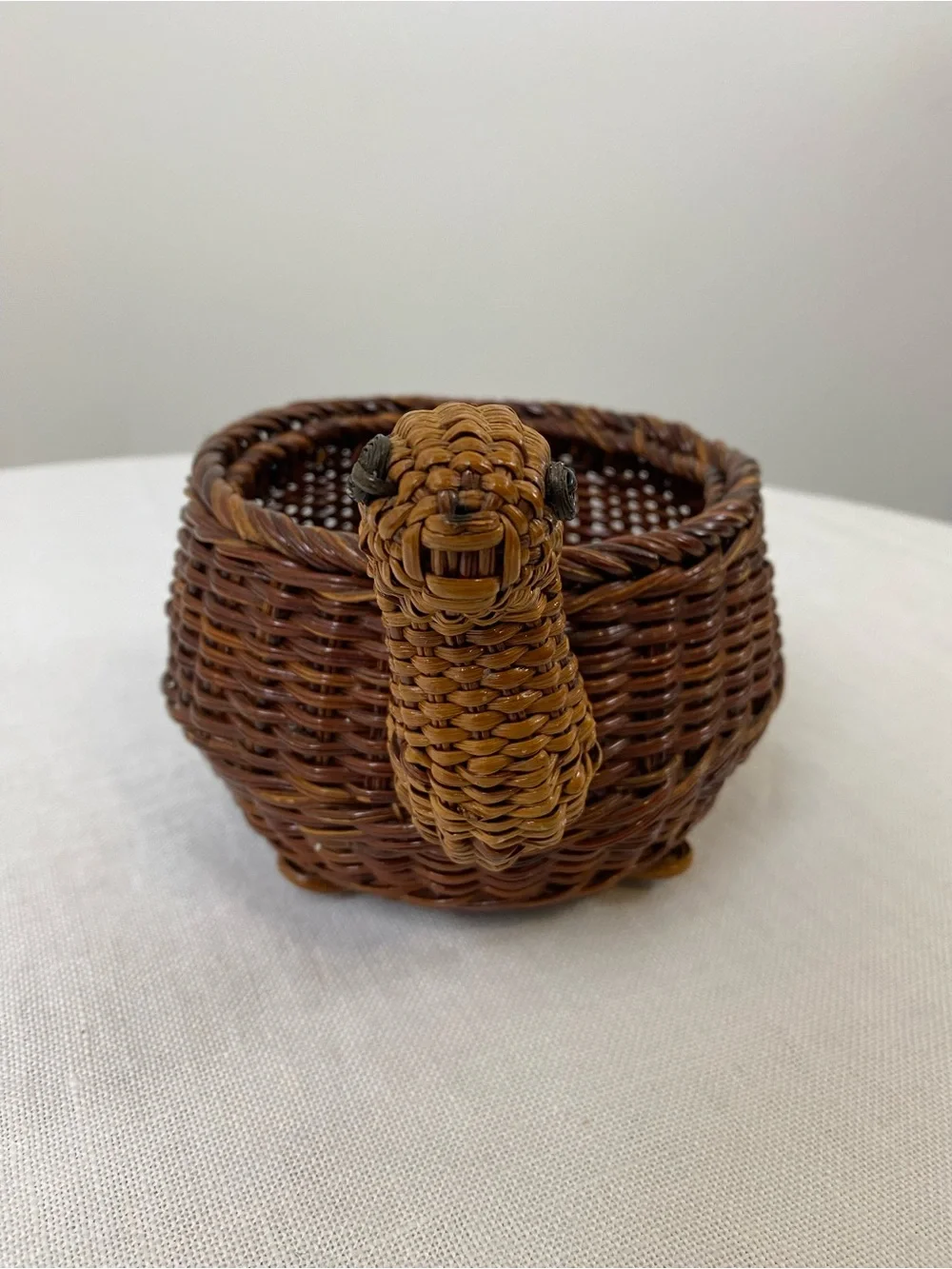 Vintage Wicker/Woven Turtle Basket